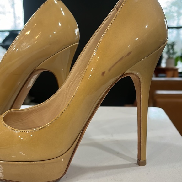Jimmy Choo’s - Picture 3 of 6